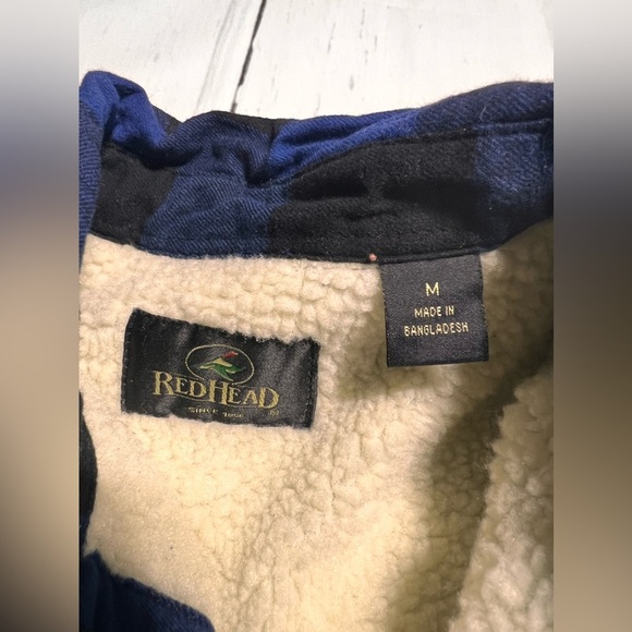 Redhead Blue and Black Plaid Sherpa Lined Flannel Jacket - Picture 3 of 4